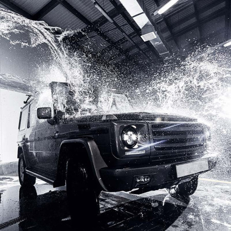 Steam cleaning of your SUV or 4x4 vehicle in Martinique