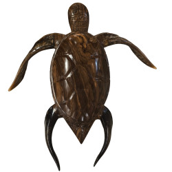 Wooden turtle. Authentic Polynesian crafts I Ventanou