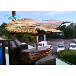 Marquesas Sculpture - Wooden sculpture of a whale l Ventanou Tahiti