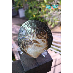 Handmade Tahitian Mother-of-Pearl | Hand Engraving Elegance - Ventanou