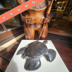 Polynesian Art Nuumite Turtle Sculpture | Ventanou