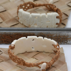 Tiki Bracelet – Moorea Handicraft in Bone and Coconut Fiber