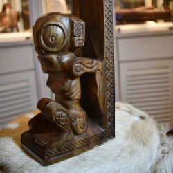 Carved walnut book-weight in the Marquesas Islands | Moorea crafts