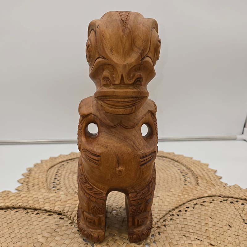 Tiki Warrior in Teak from Marquesas Islands – Unique Craft | Ventanou