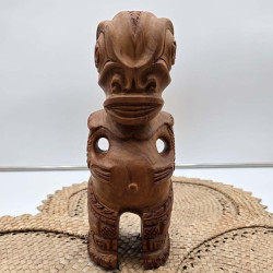 Tiki Guerrier en teck des îles Marquises – Artisanat unique | Ventanou