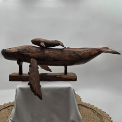 Whale and Calf Sculpture - Polynesian Handcrafted Art | Ventanou