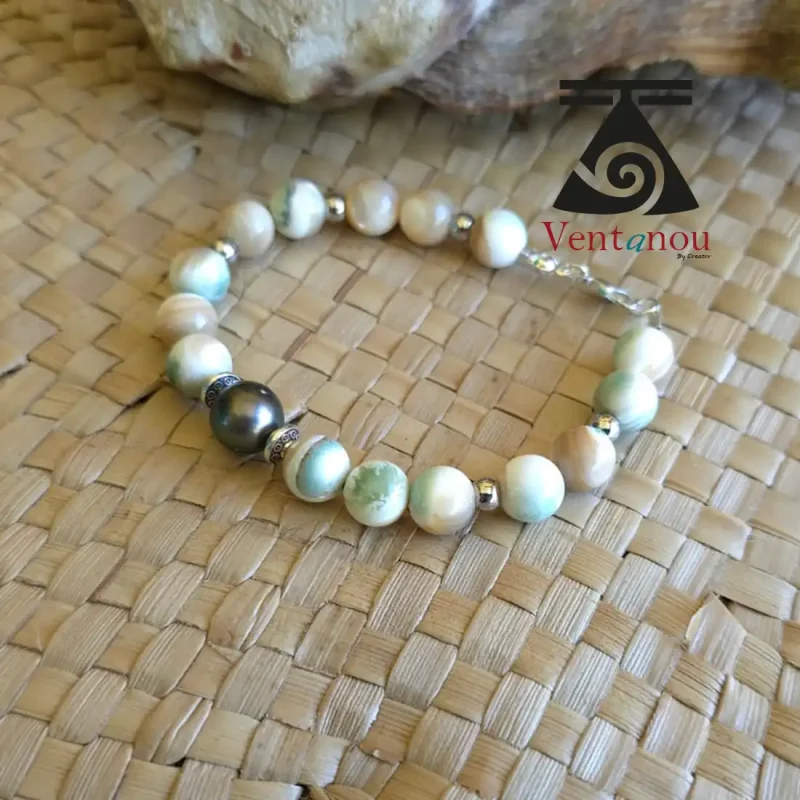 bracelet-perle-noire-et-pierre Bracelet Perle et Burgo