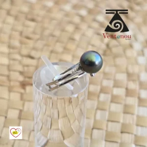 bague-polynesienne-pour-femme-perle-tahitienne Bijou papillon avec perle noire, bague élégante fabriquée en Polynésie française