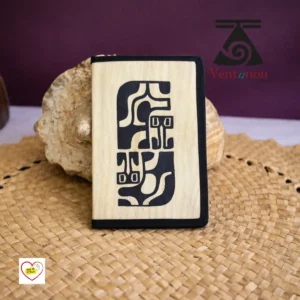 porte-passeport-en-tapa-ua-uka Porte passeport Polynésien en Tapa décoré symbole marquisien et polynésien