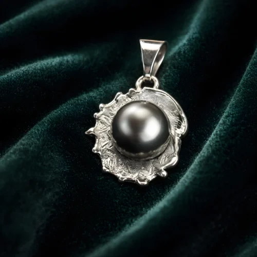 pendentif-perle-noire-de-tahiti-huitre-perliere Pendentif coquillage argent et perle noire